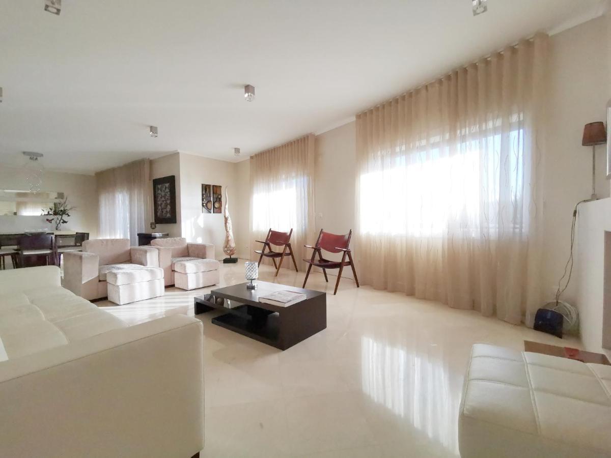 Entire Floor Parque Nacoes Prime Apartments Expo30 ลิสบอน ภายนอก รูปภาพ